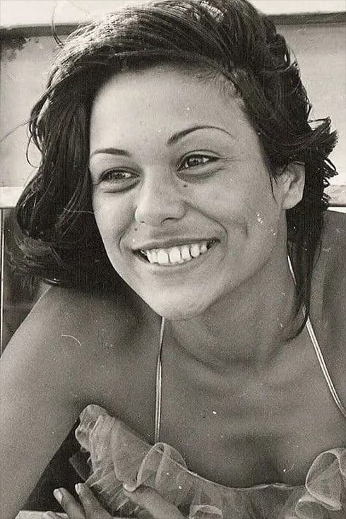 Ana Maria Magalhães profile