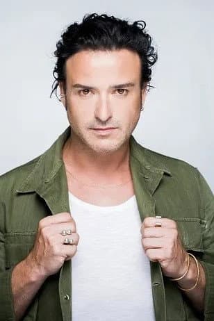 Arno Santamaria profile