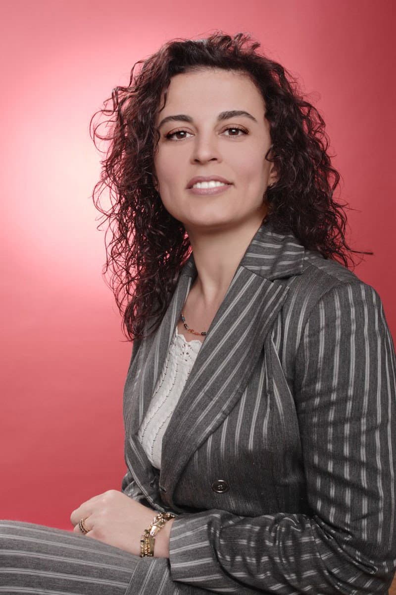 Anna Maria Petrova-Giuzeleva profile