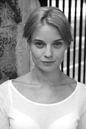 Hannah Yelland profile