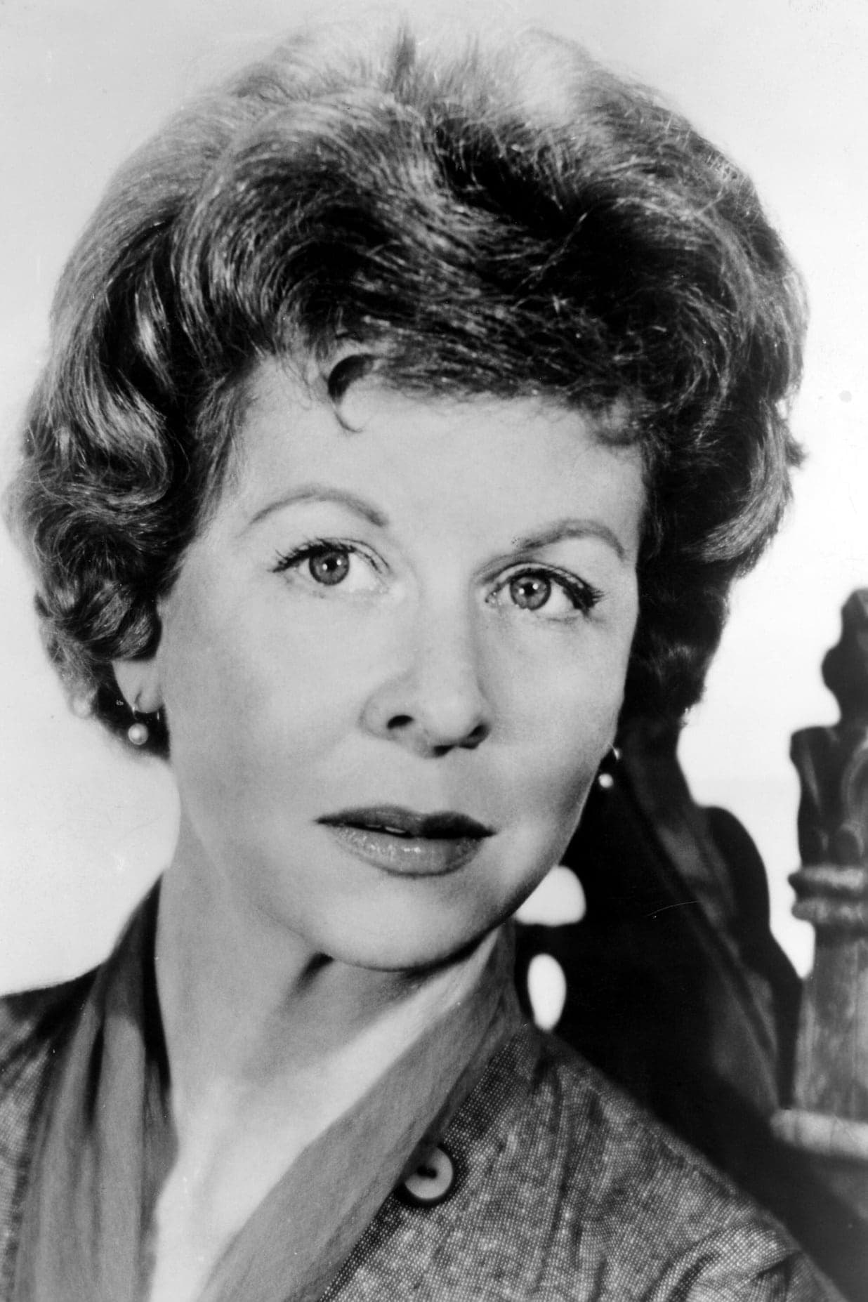 Maxine Stuart profile