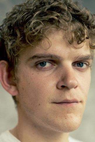 Angus Cooper profile