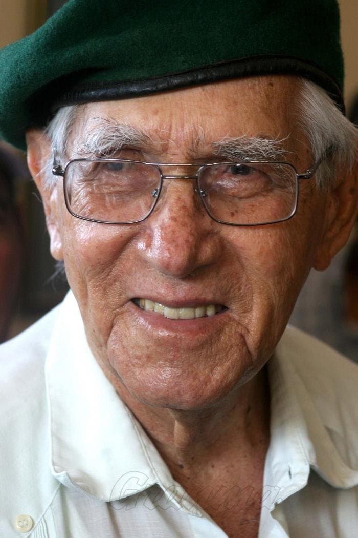 Salvador Wood profile