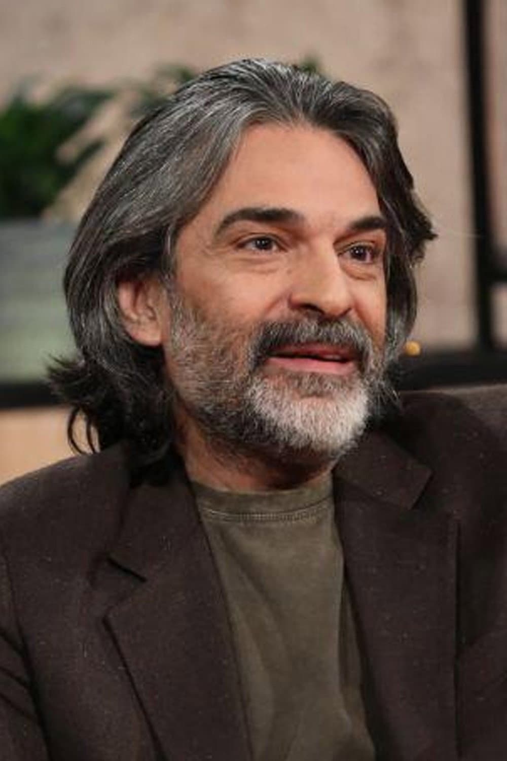 Ardalan Shojakave profile