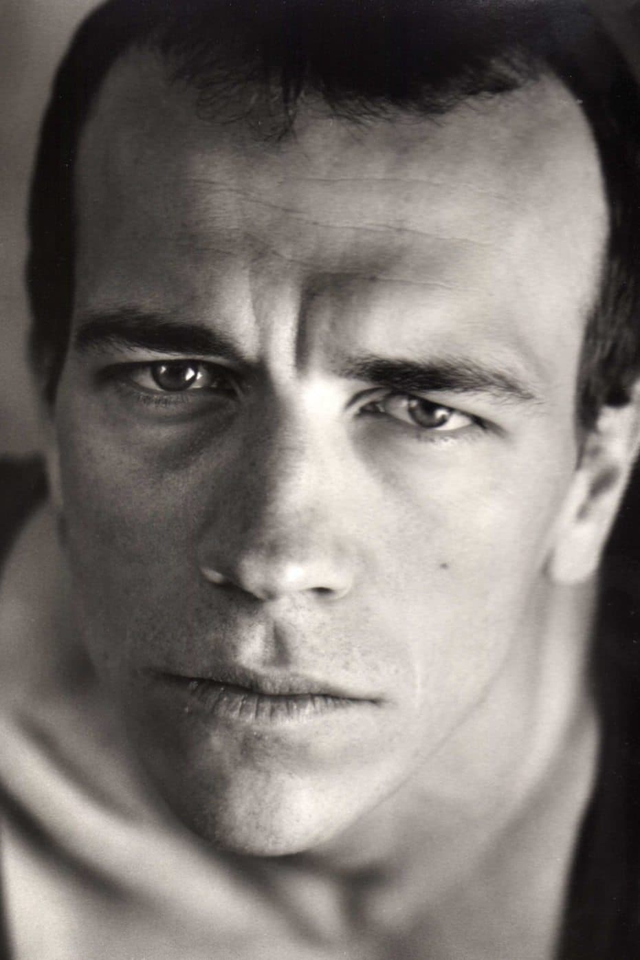 Lorenzo Gleijeses profile