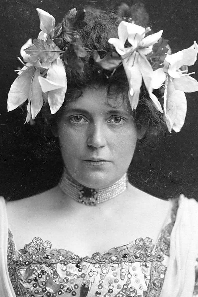 Auguste Prasch-Grevenberg profile