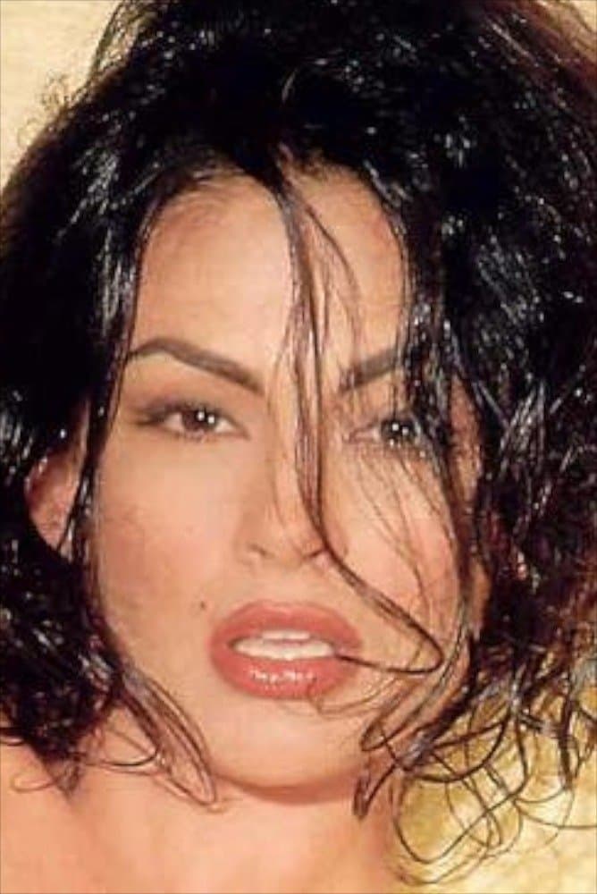 Rebecca Ferratti profile