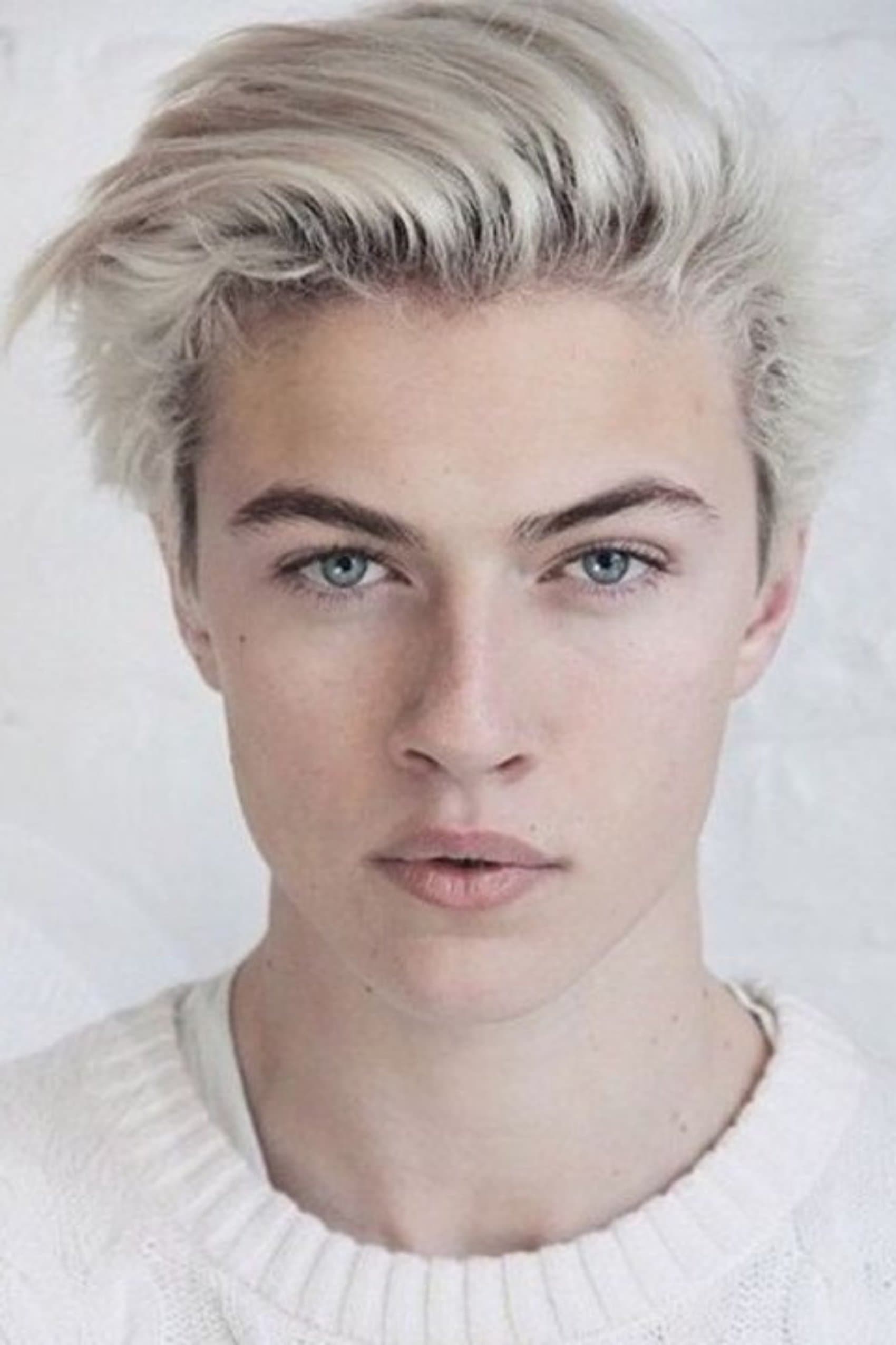 Lucky Blue Smith profile