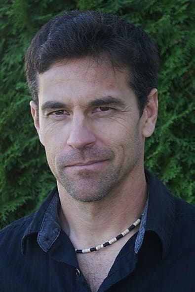 Brett Armstrong profile