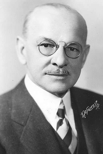 Robert McWade profile