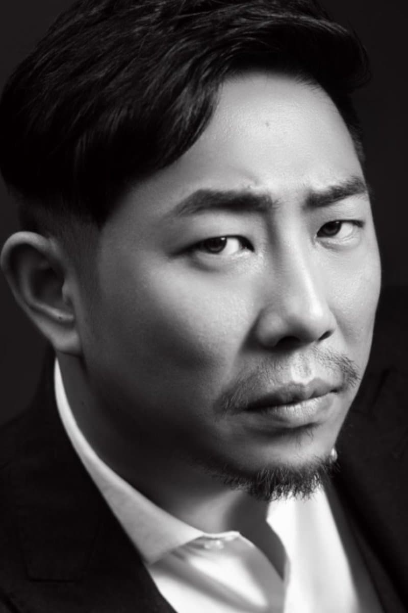 Yang Dachuan profile