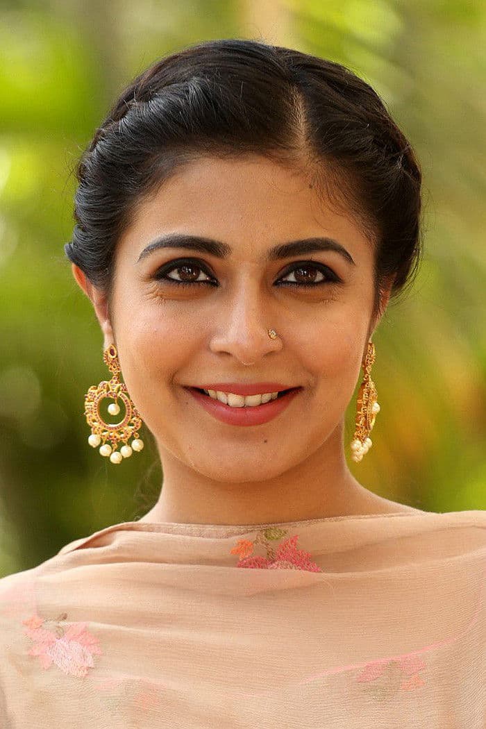 Leona Lishoy profile