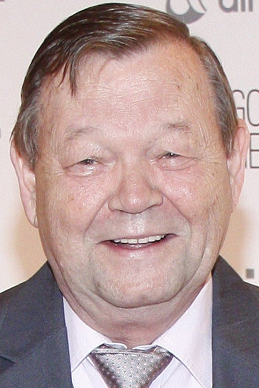 Ernst-Georg Schwill profile