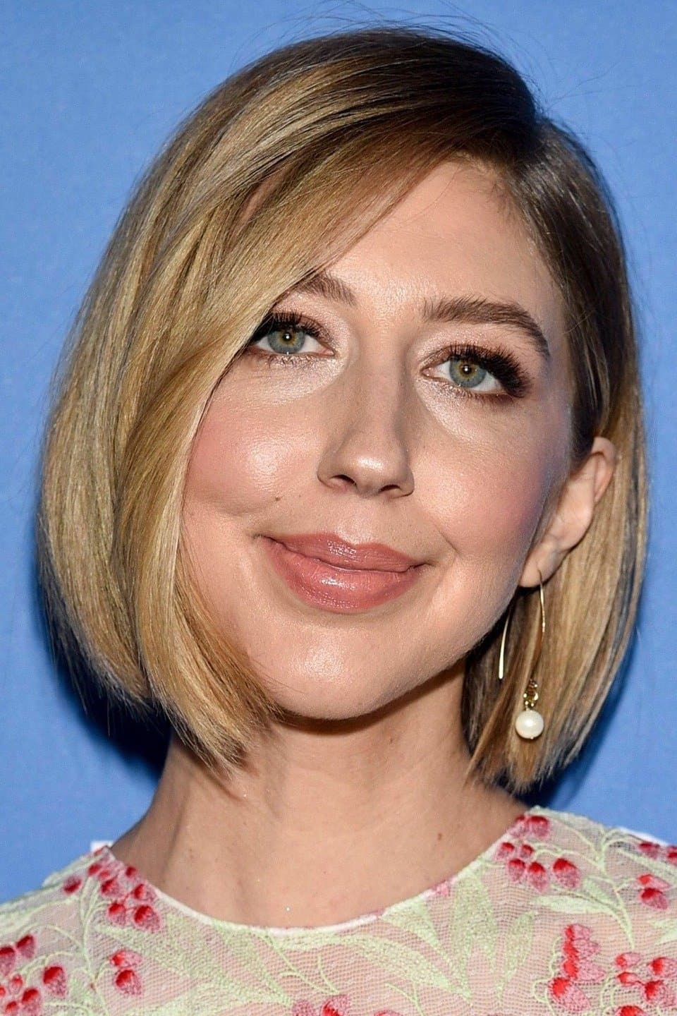 Heidi Gardner profile