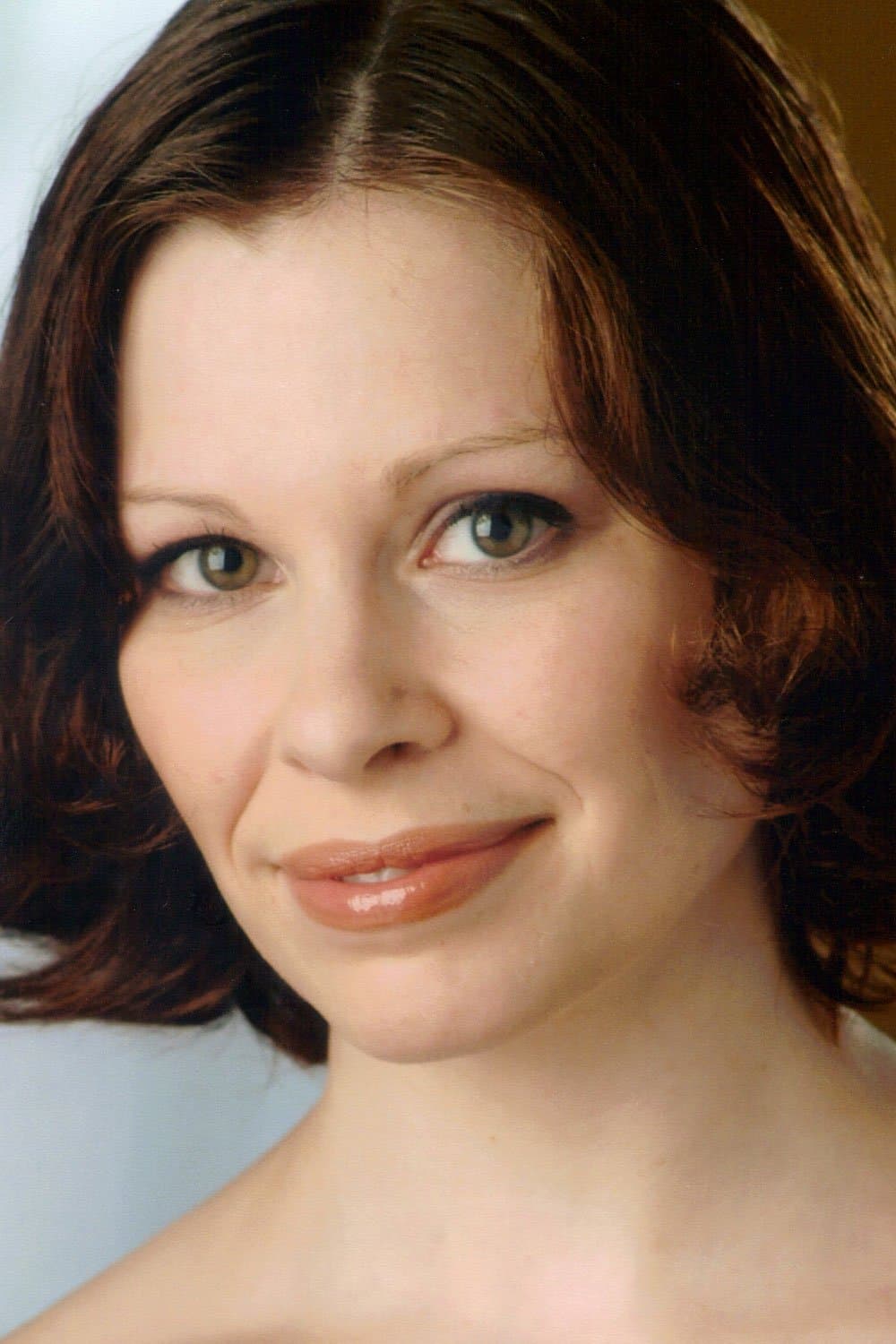 Erin Mathews profile