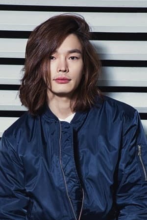Choi Young-min profile