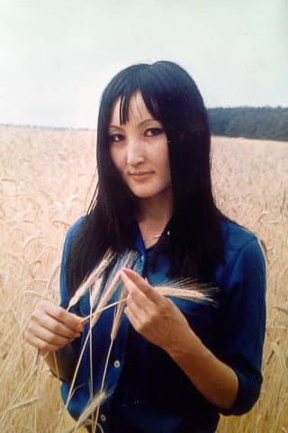 Ella Boldonova profile