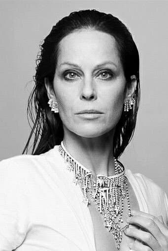 Lady Amanda Harlech profile