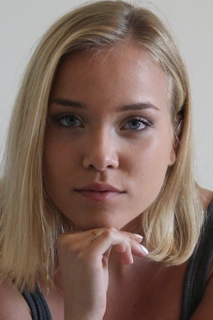 Manon Chevallier profile