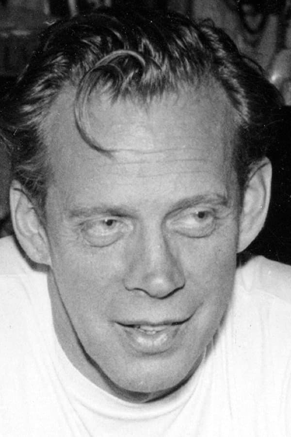 Hilding Bladh profile