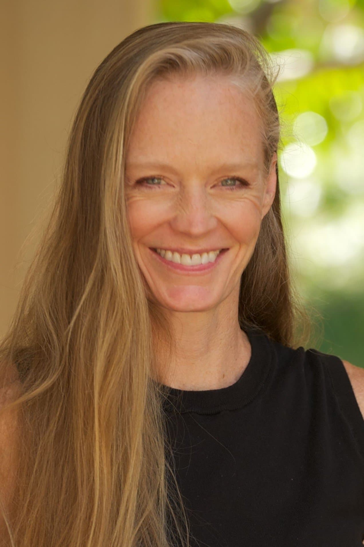 Suzy Amis profile