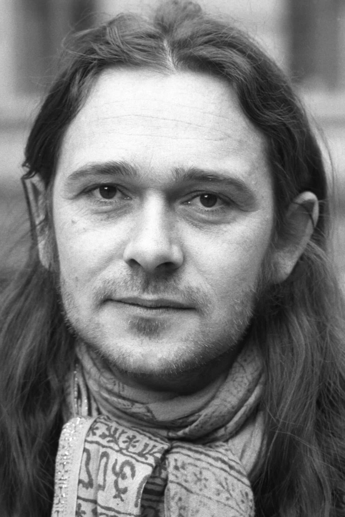 Ingvar Ambjørnsen profile