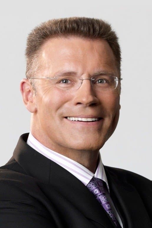 Howie Long profile