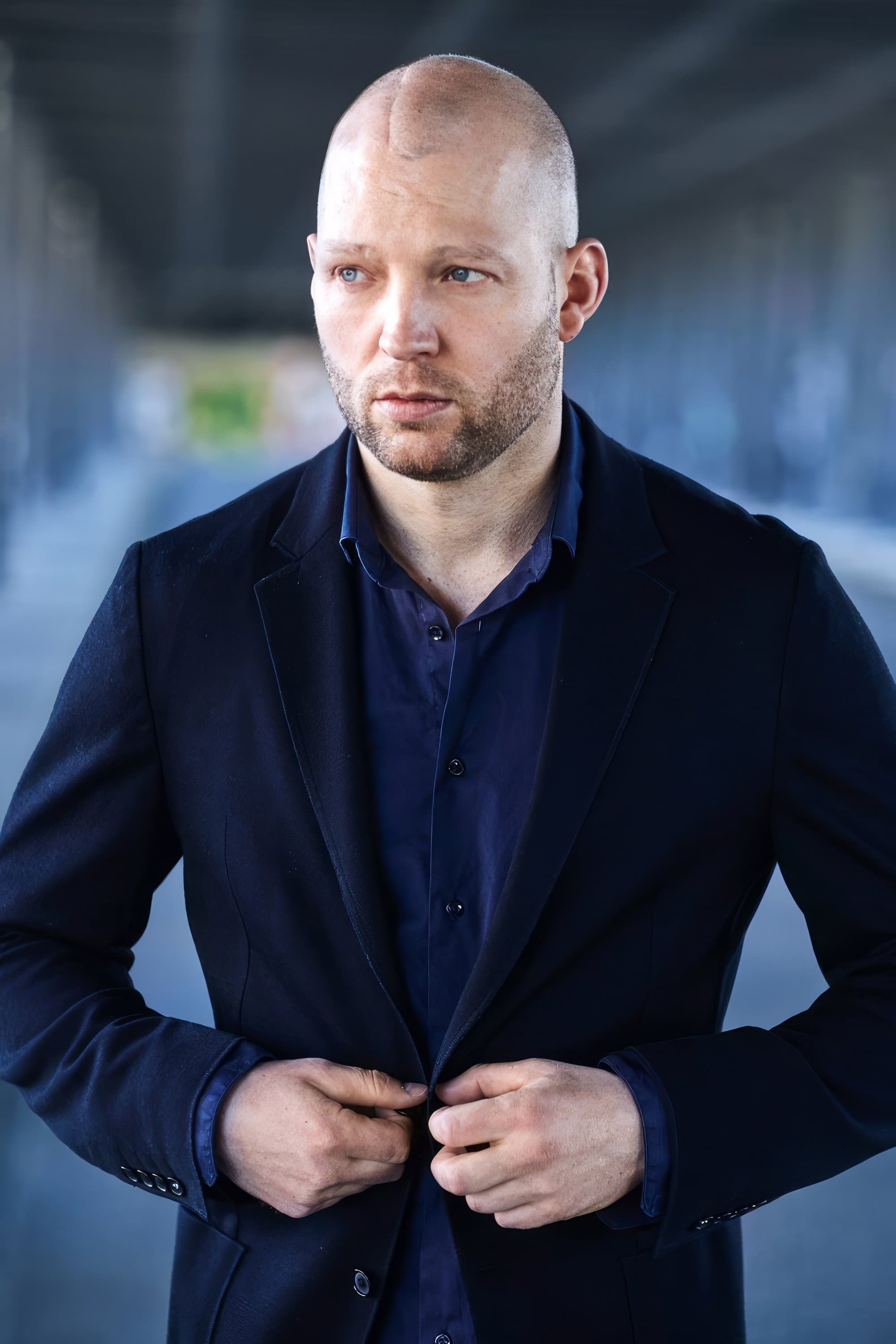 Moritz Fischer profile