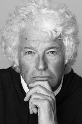 Jean-Jacques Annaud profile