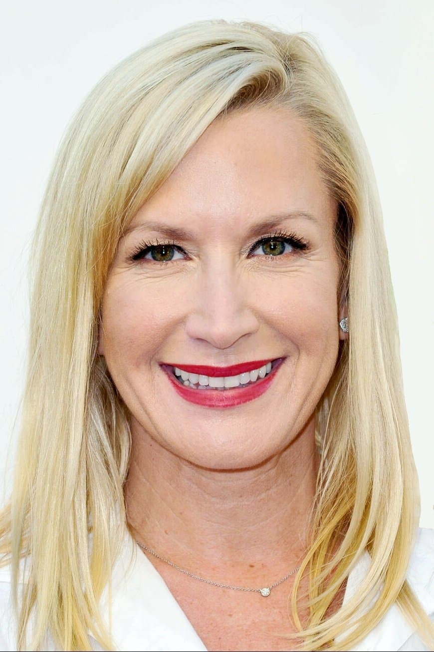 Angela Kinsey profile