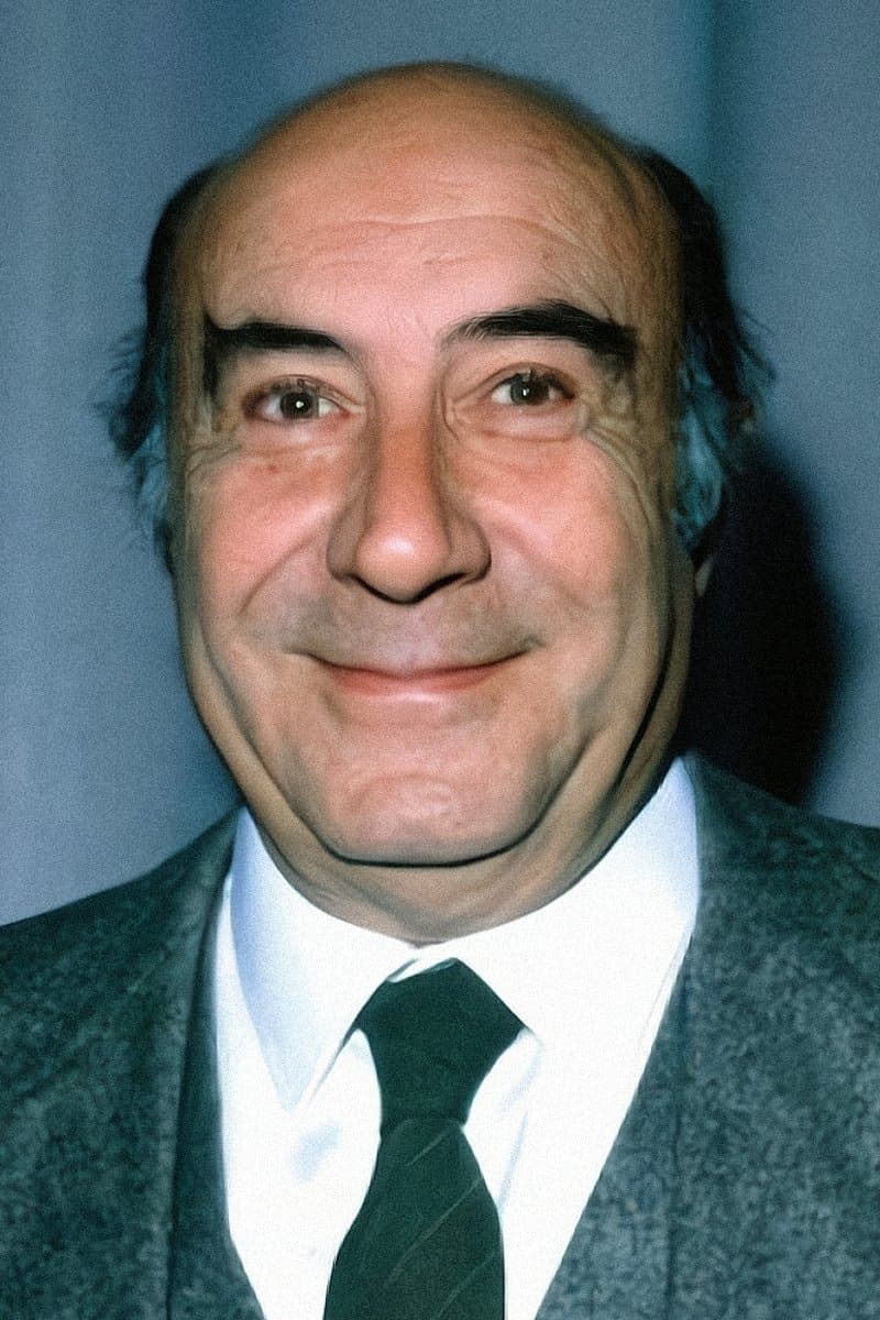 Enzo Cannavale profile