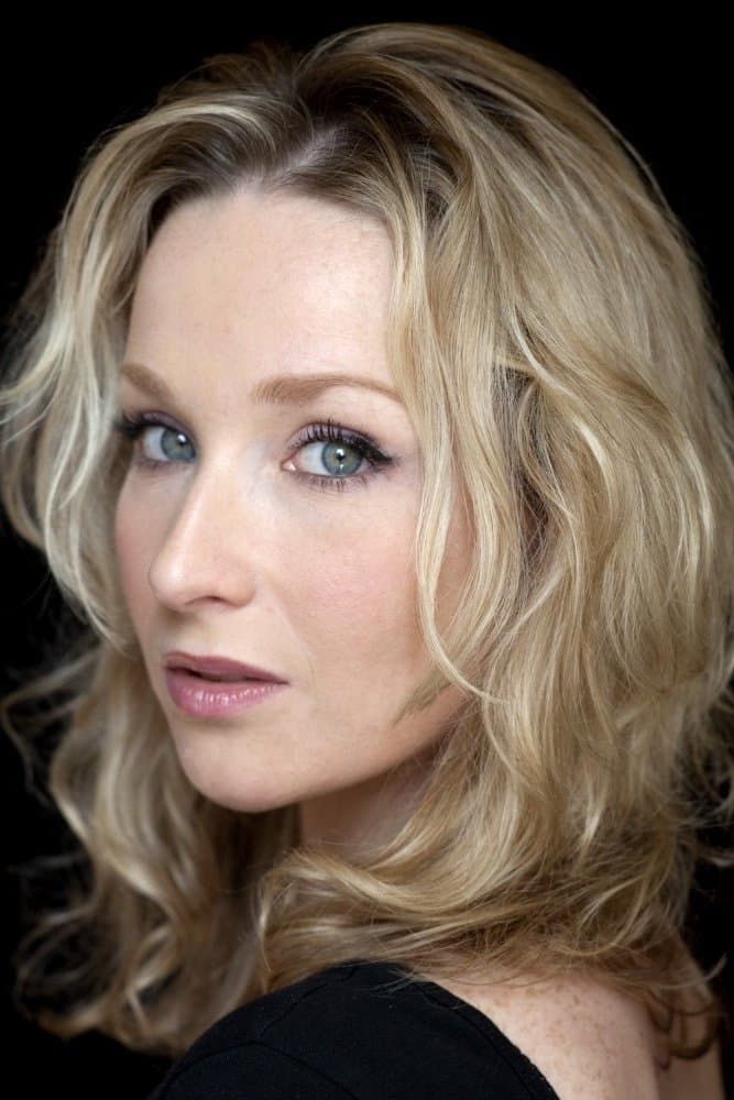 Amy Beth Hayes profile