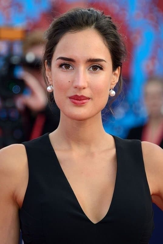 Sarah Kazemy profile