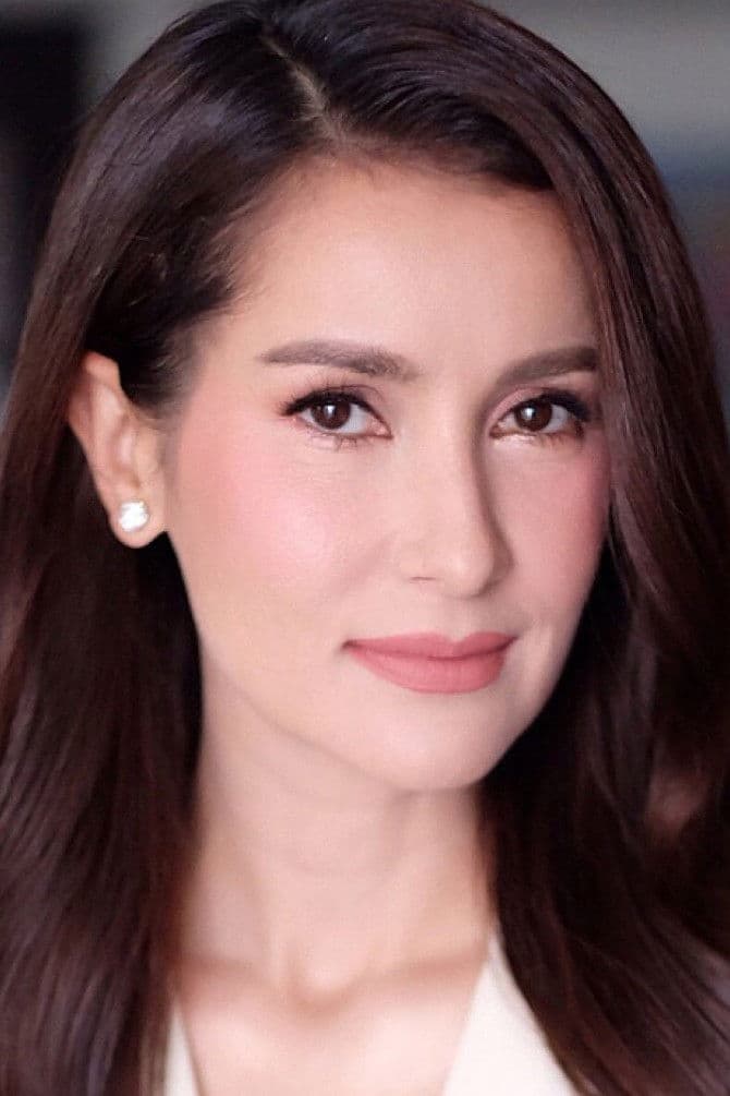 Anne Thongprasom profile