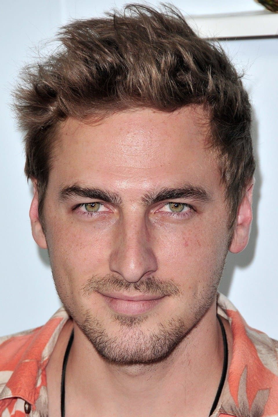 Kendall Schmidt profile