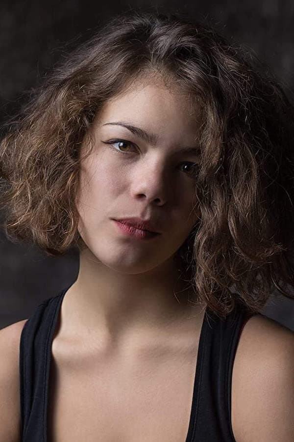 Clotilde Le Roy profile