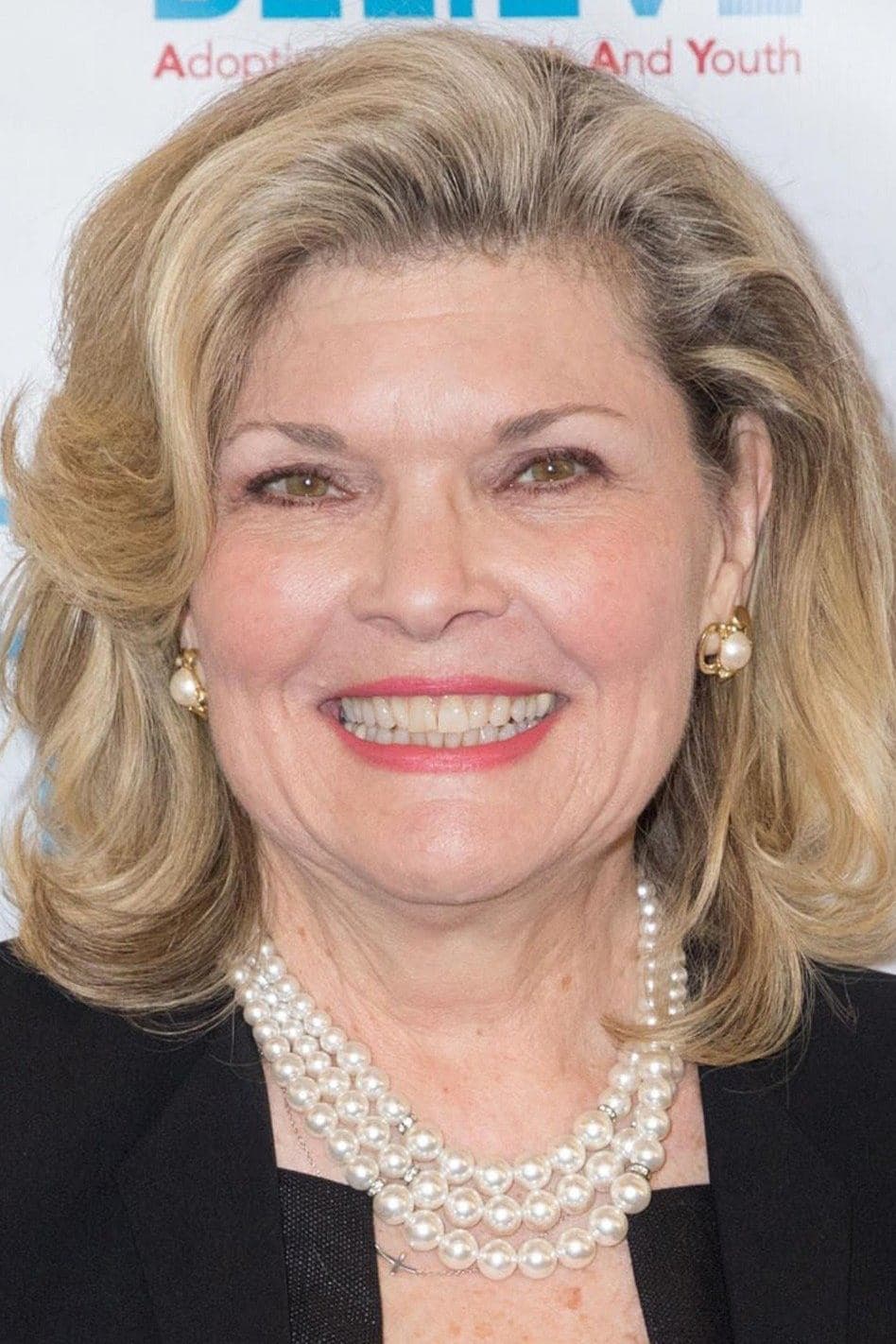 Debra Monk profile