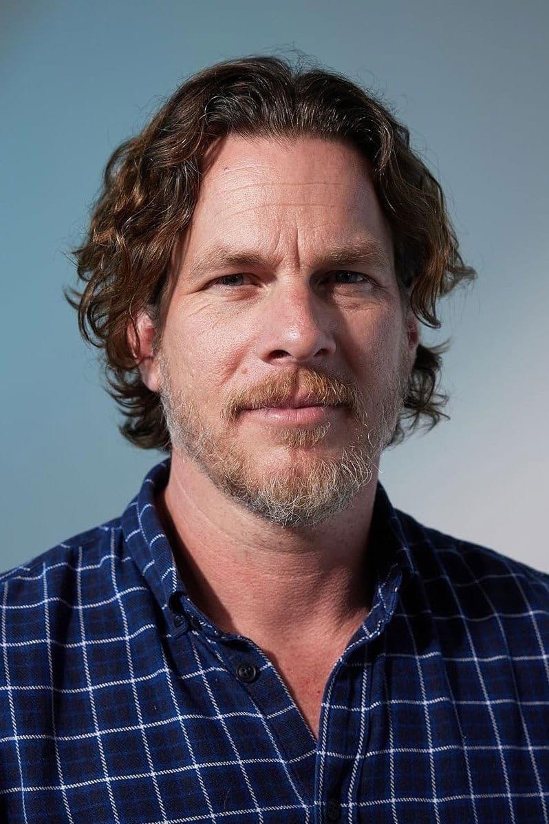 Jonathan Nolan profile