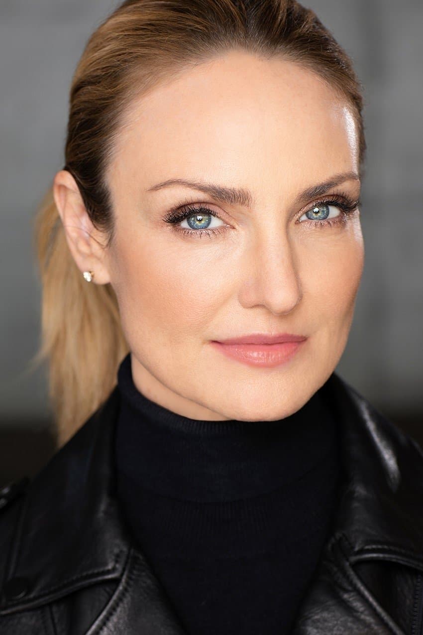 Carly Thomas Smith profile