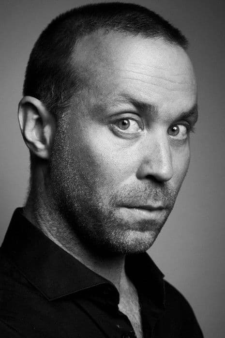 Erik Schmitt profile