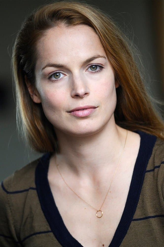 Caroline Breton profile