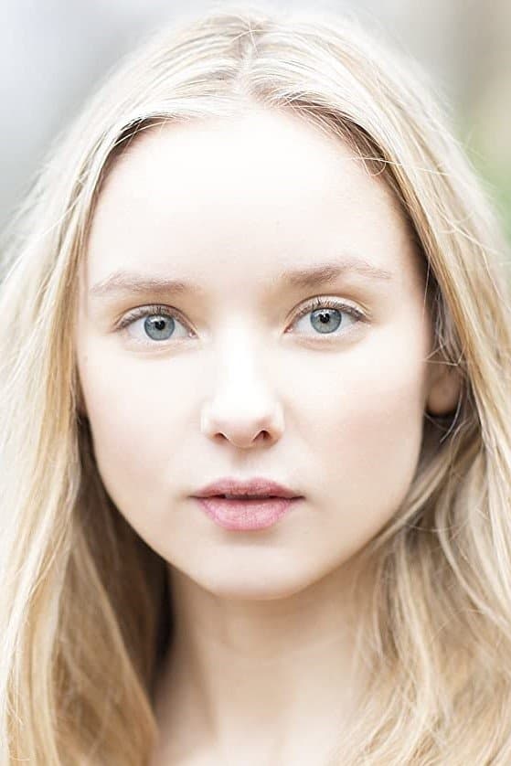 Alexandra Dowling profile