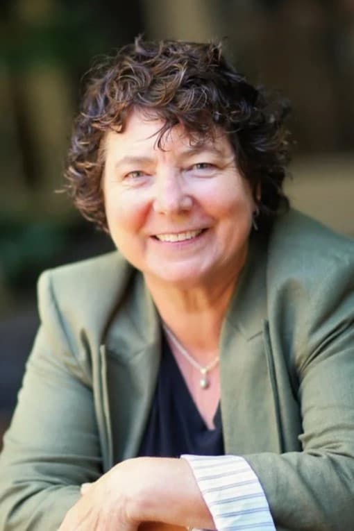 Lucie Faulknor profile