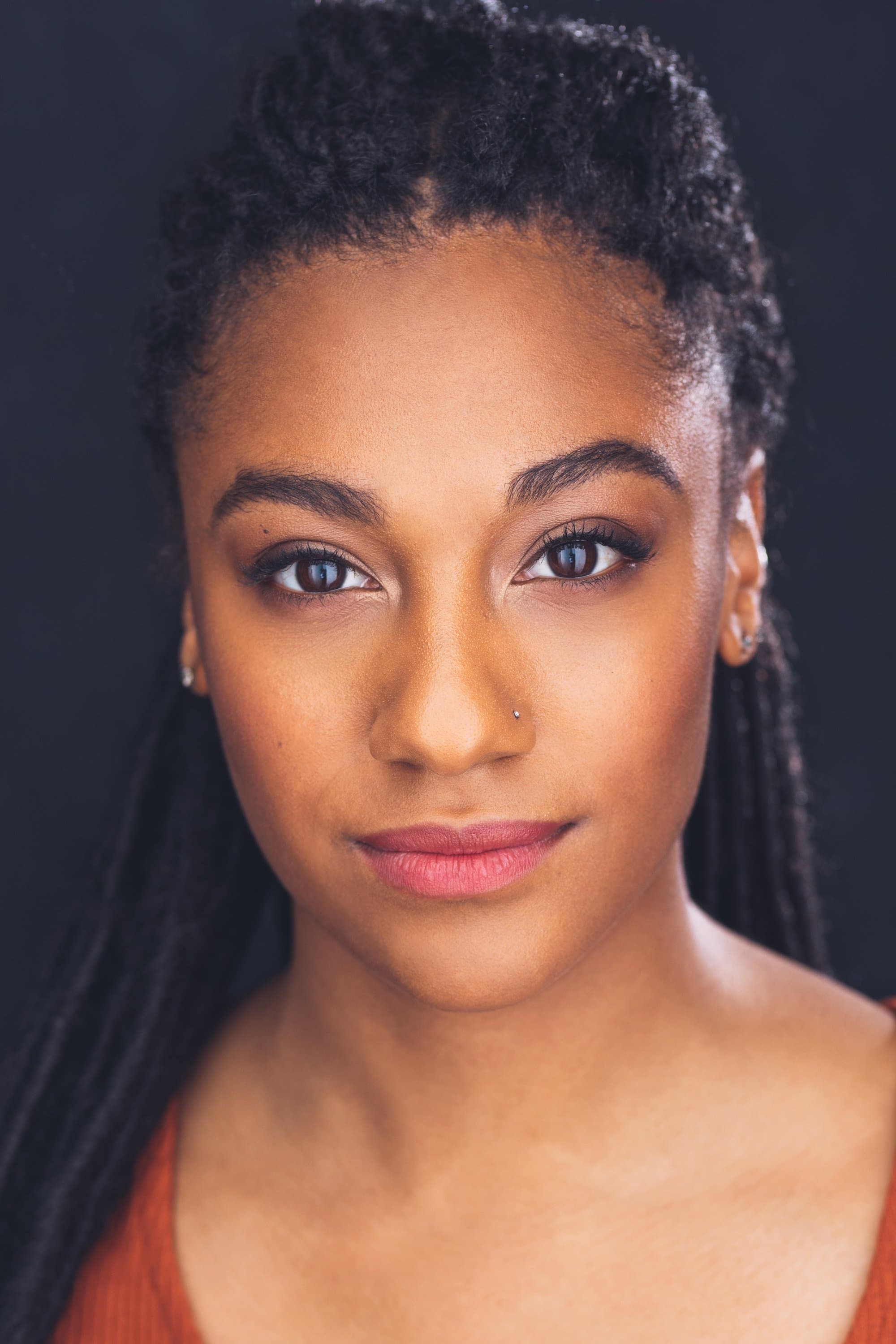 Madeline Grey DeFreece profile