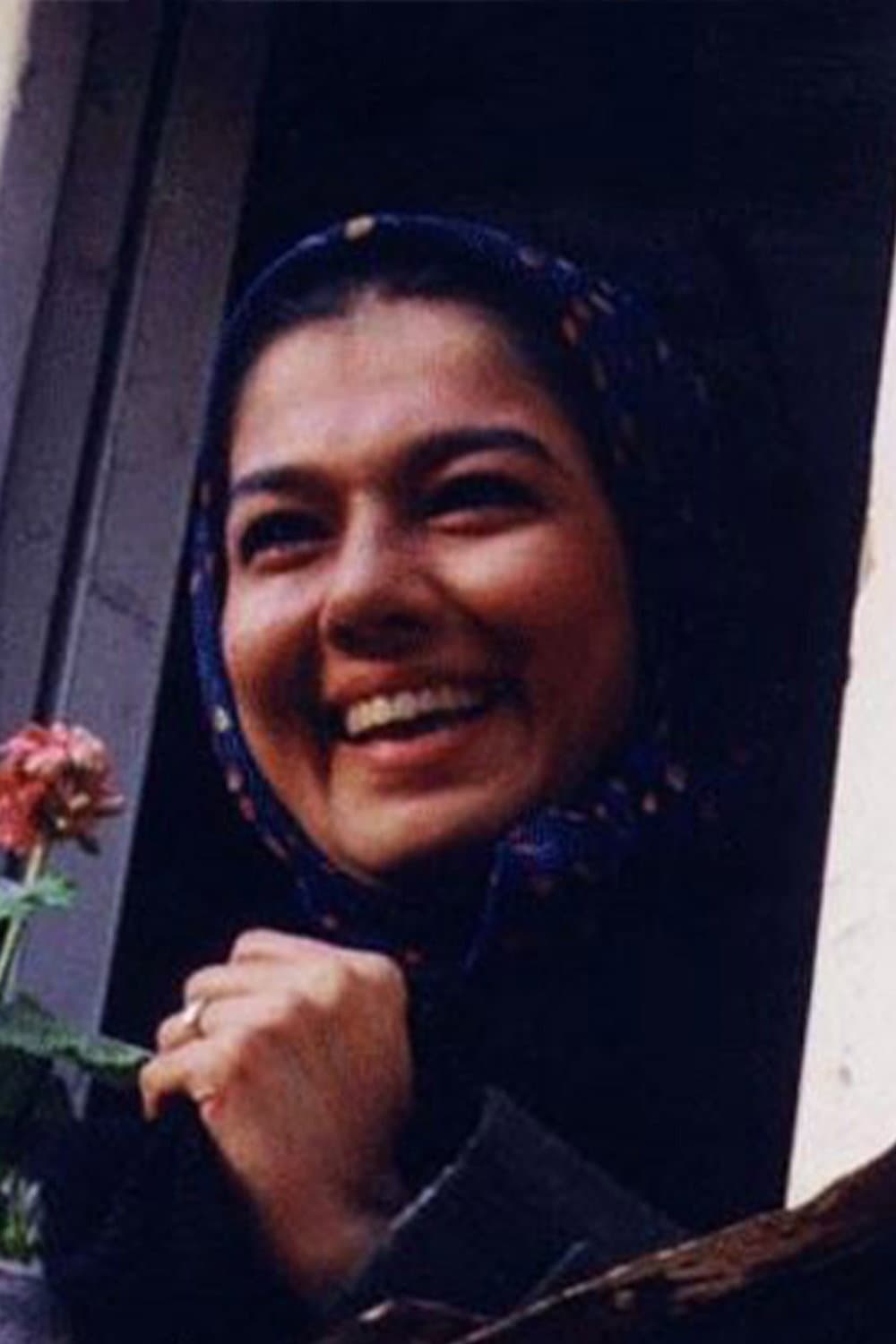 Poupak Goldarre profile