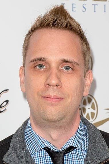 Jeremy Elliott profile