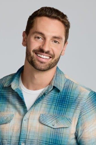 Ezra Moreland profile