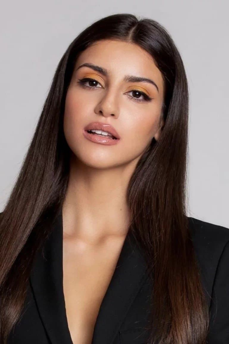 Isabela Souza profile