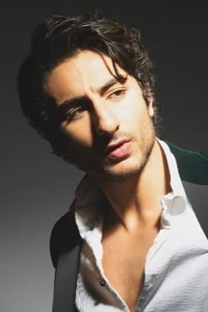 Ibrahim Ali Khan profile