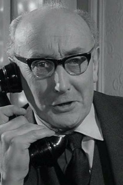 Noel Howlett profile